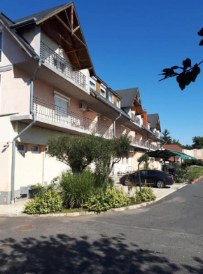Hotels in Sárvári
